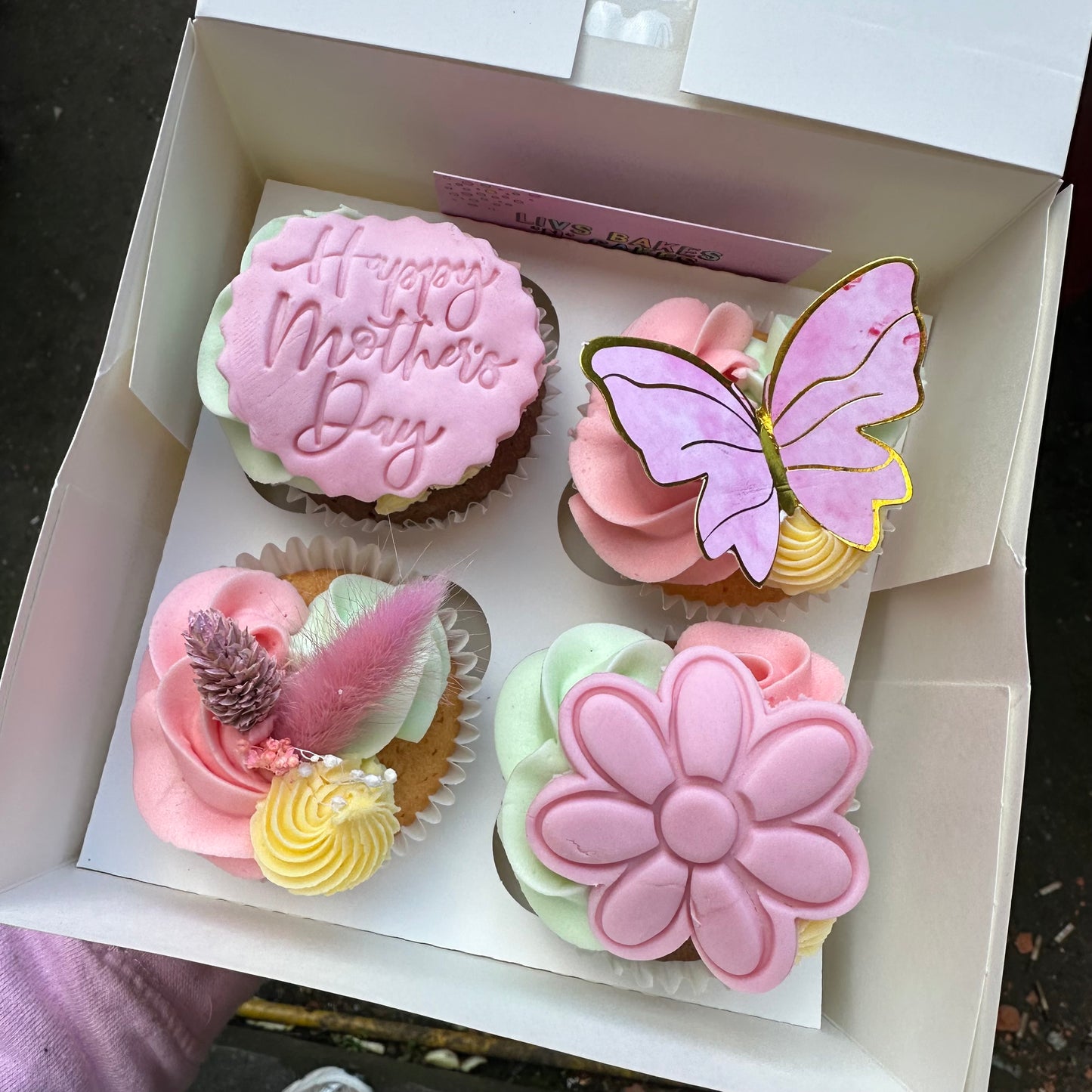 Mother’s Day Cupcakes x4